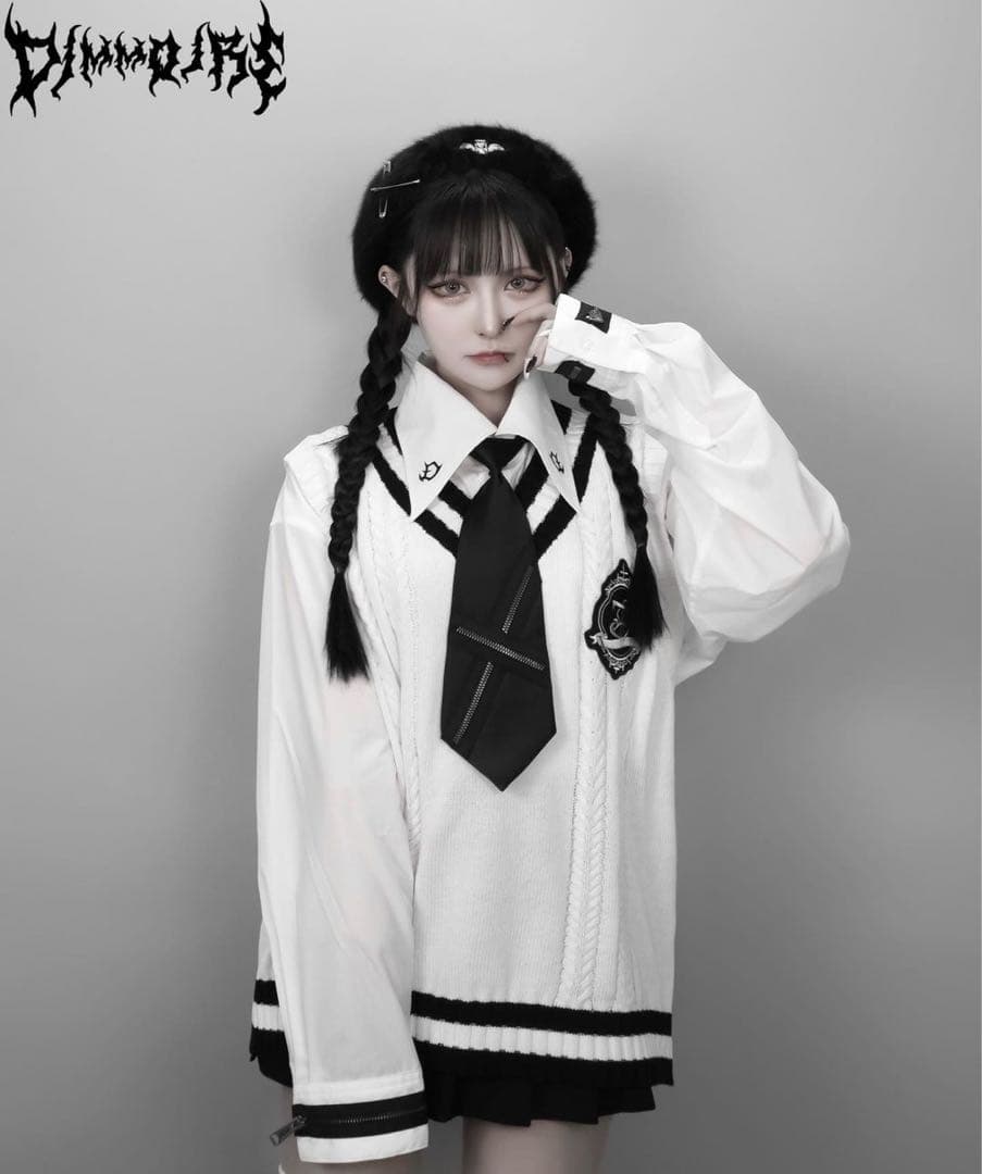 最終値下げ 新品未使用 dimmoire ディムモアール 学園ニットベスト 白