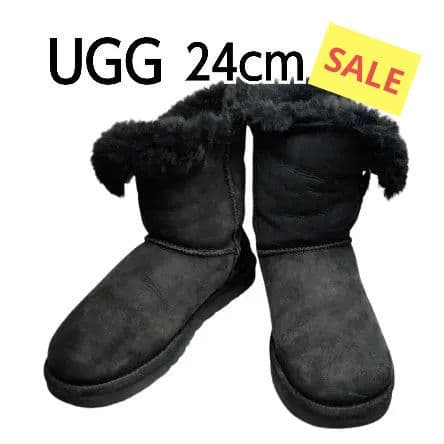 UGG ブラック ムートンブーツ ラインストーン 24cm - メルカリ
