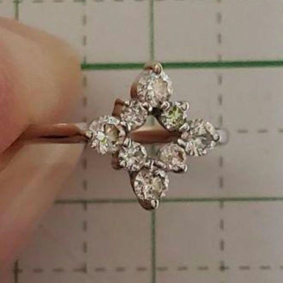 １点物♪　K18WG　0.3ct　ダイヤリング　5号