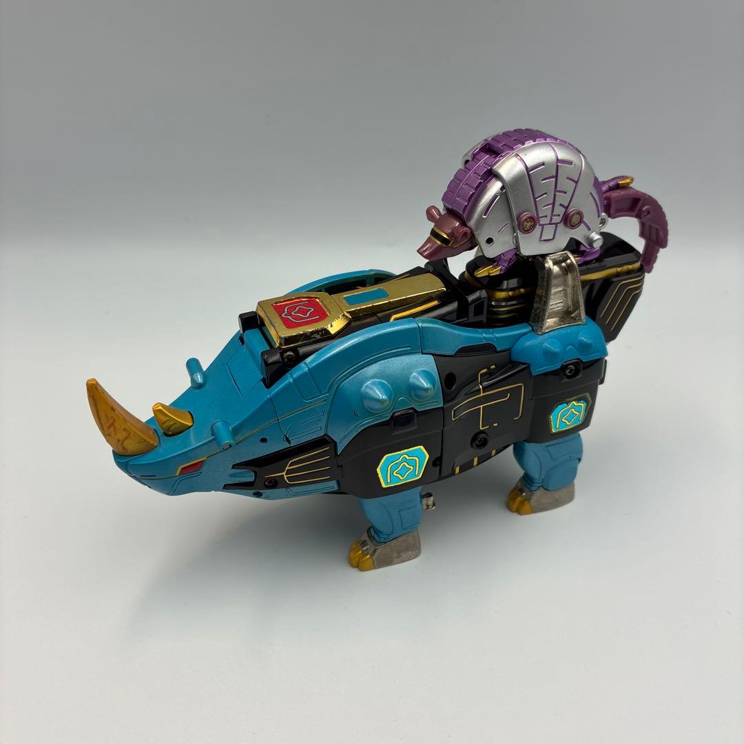 百獣戦隊ガオレンジャーDX ガオライノス&ガオマジロ バンダイ - メルカリ