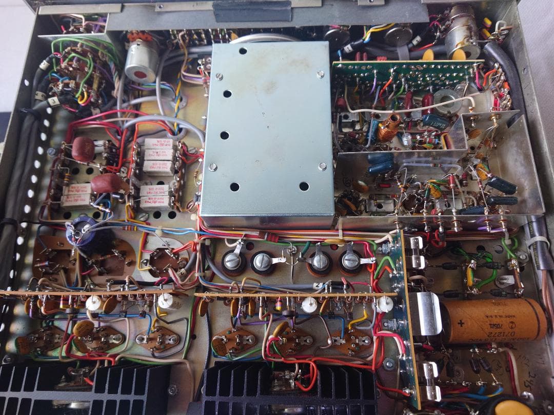 ☆McINTOSH・マッキントッシュ☆MAC1700☆レシーバー・アンプ