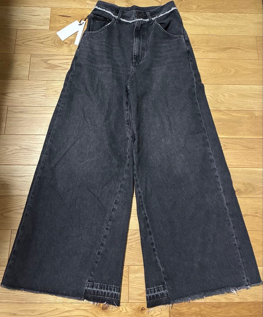 ☆hazhaz☆《タグ付き》グレースコンチネンタル バギーデニム 36