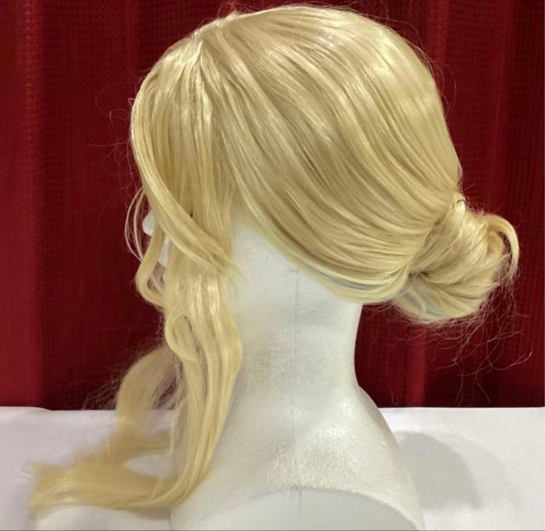 ニケ】エード ウィッグ付 Mサイズ コスプレ NIKKE - メルカリ