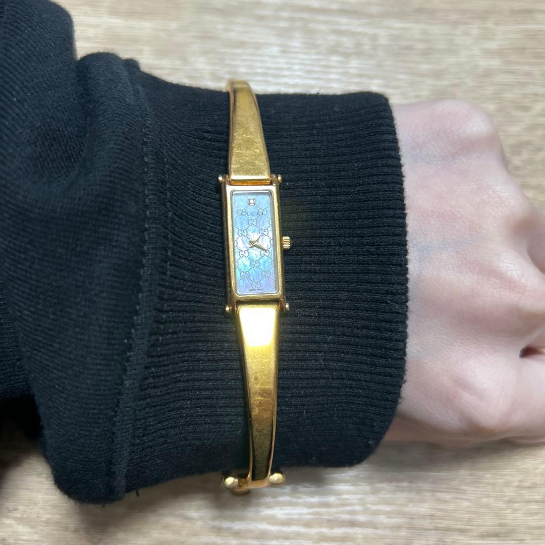 稼働品 GUCCI グッチ バングルウォッチ 1500L ゴールド GUCCI / グッチ / ヴィンテージ ウォッチ / 1500L / 黒文字盤