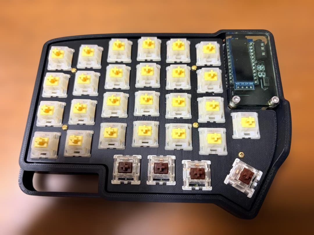 Lily58 Pro 自作分割メカニカルキーボードVial対応 - メルカリ