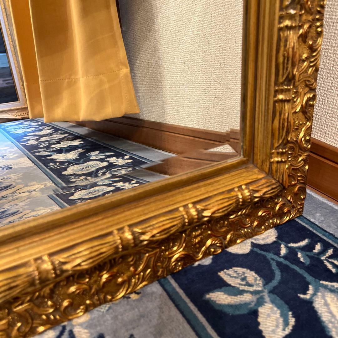 装飾的なゴールドフレームミラー 中型 るり様専用】装飾的なゴールド