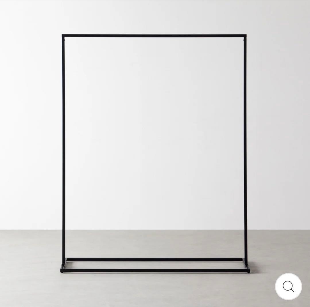 KANADEMONO ブラック ハンガーラック H1500mm W1200mm 139385116_500x.jpg?v=1608182070