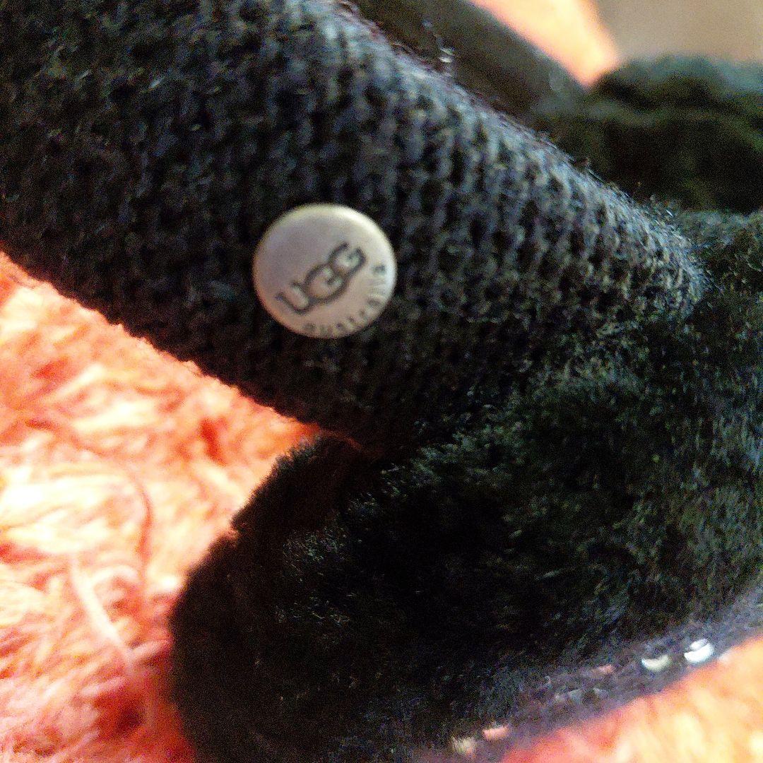UGG ブラック耳あて・イヤーマフ - メルカリ