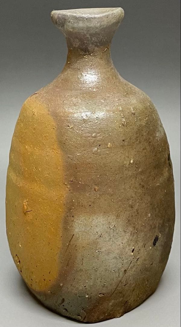 金重愫 備前徳利 円山窯 備前焼 共箱(四方桟盛蓋) 栞 w772 - メルカリ