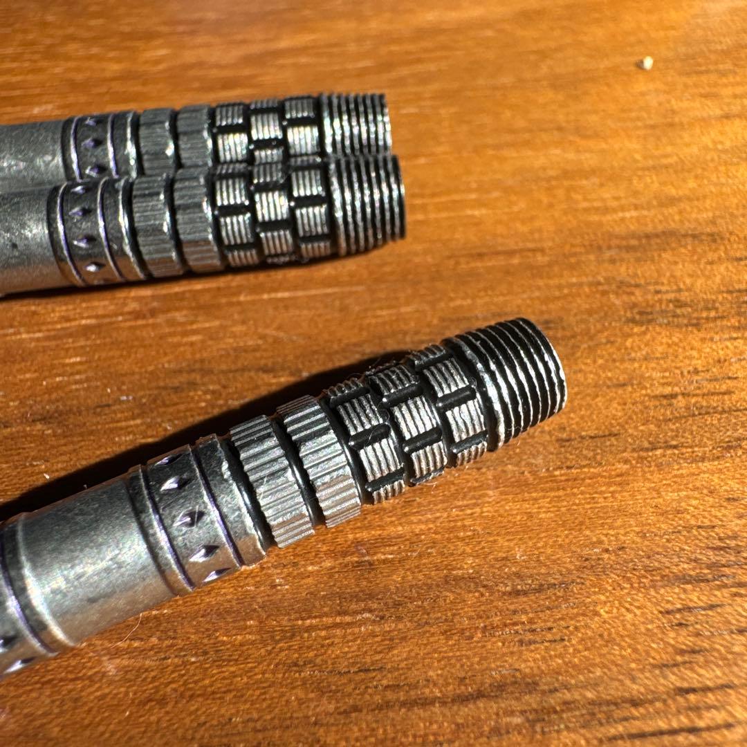 レディアント 小野恵太モデル エスダーツ限定モデル 2BA - メルカリ