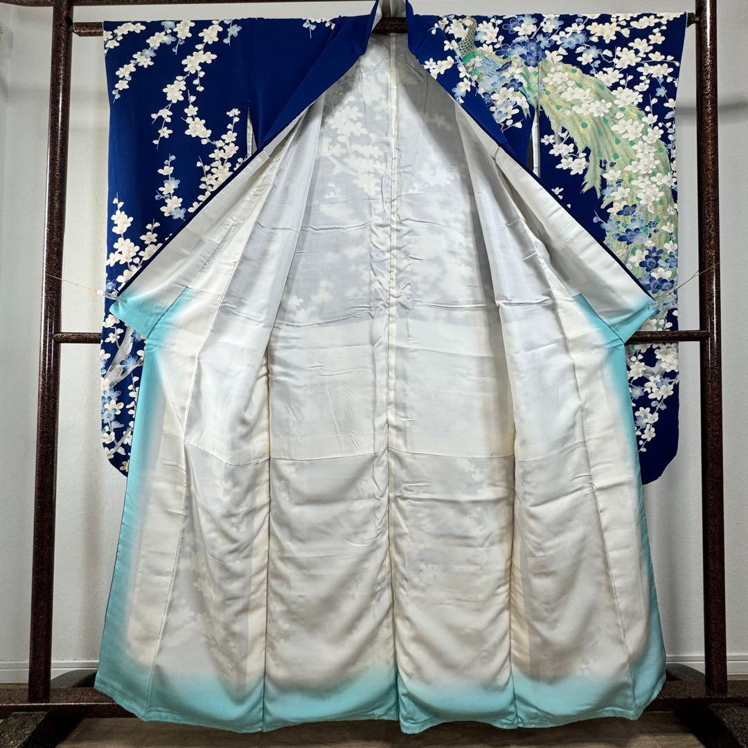 美品 振袖 現代 振袖 成人式 着物 163裄66 青 黄緑 水色 梅柄 孔雀柄