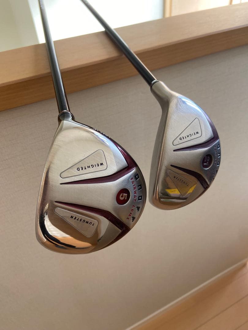 オノフ　フェアウェイウィングス 5W ユーティリティ21° 赤（2014年） グローブライド オノフ フェアウェイウィングス ユーティリティ 赤