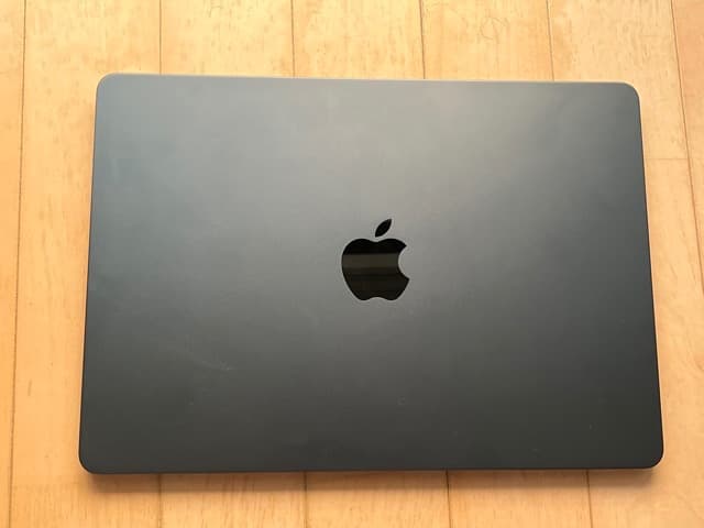 MacBookAir 13\" M2 2022 英語配列 8GB1TBミッドナイト Amazon.com: Apple 2022 MacBook Air with Apple M2 Chip, 13-inch