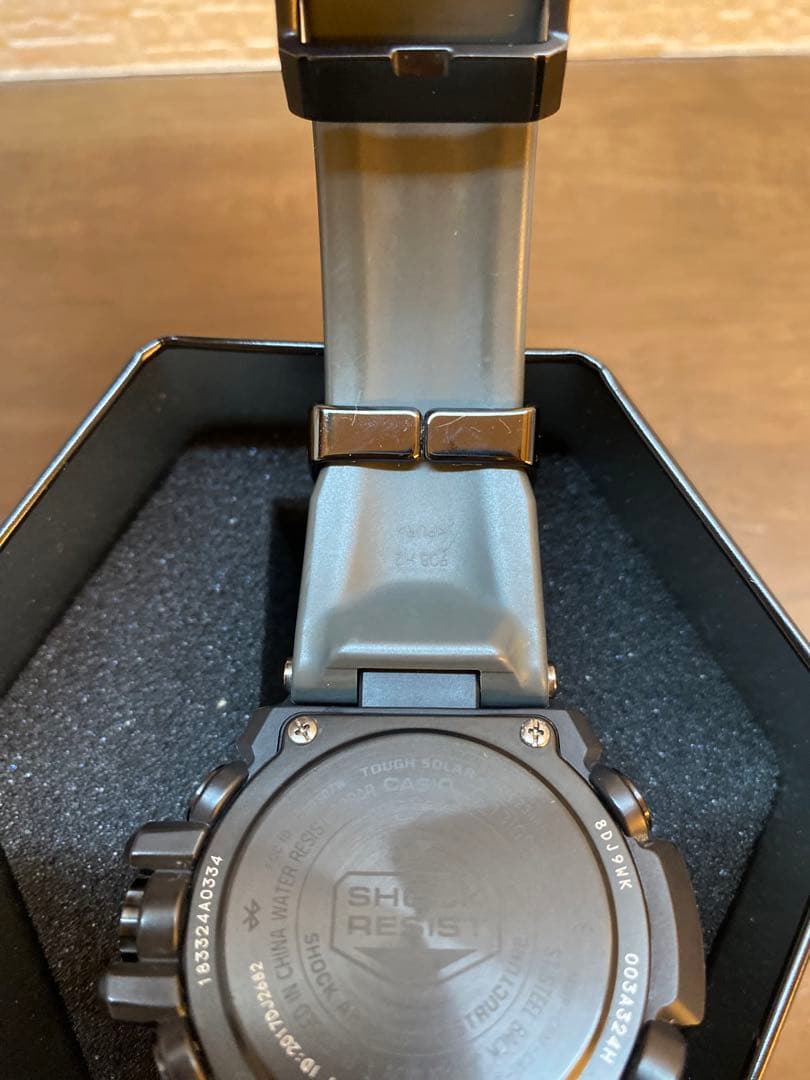 極美品/レア】G-SHOCK GST-B100XB-2AJF 海外セレブ愛用 - メルカリ