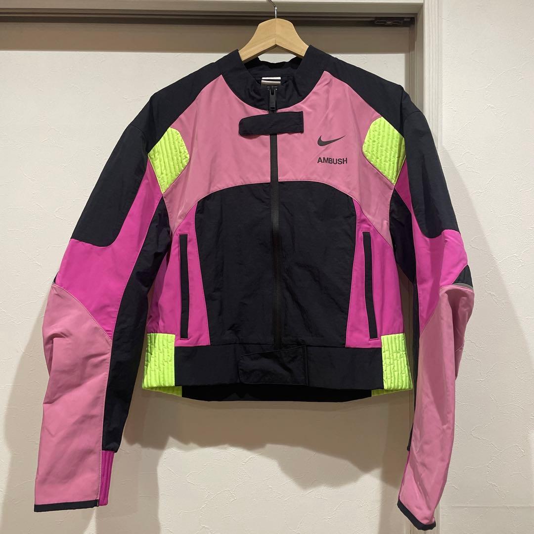 NIKE AMBUSH フロントロゴモータージャケット - メルカリ