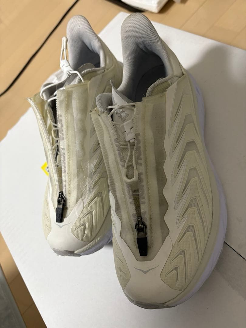 靴 HOKA ONEONE project clifton 27.0cm