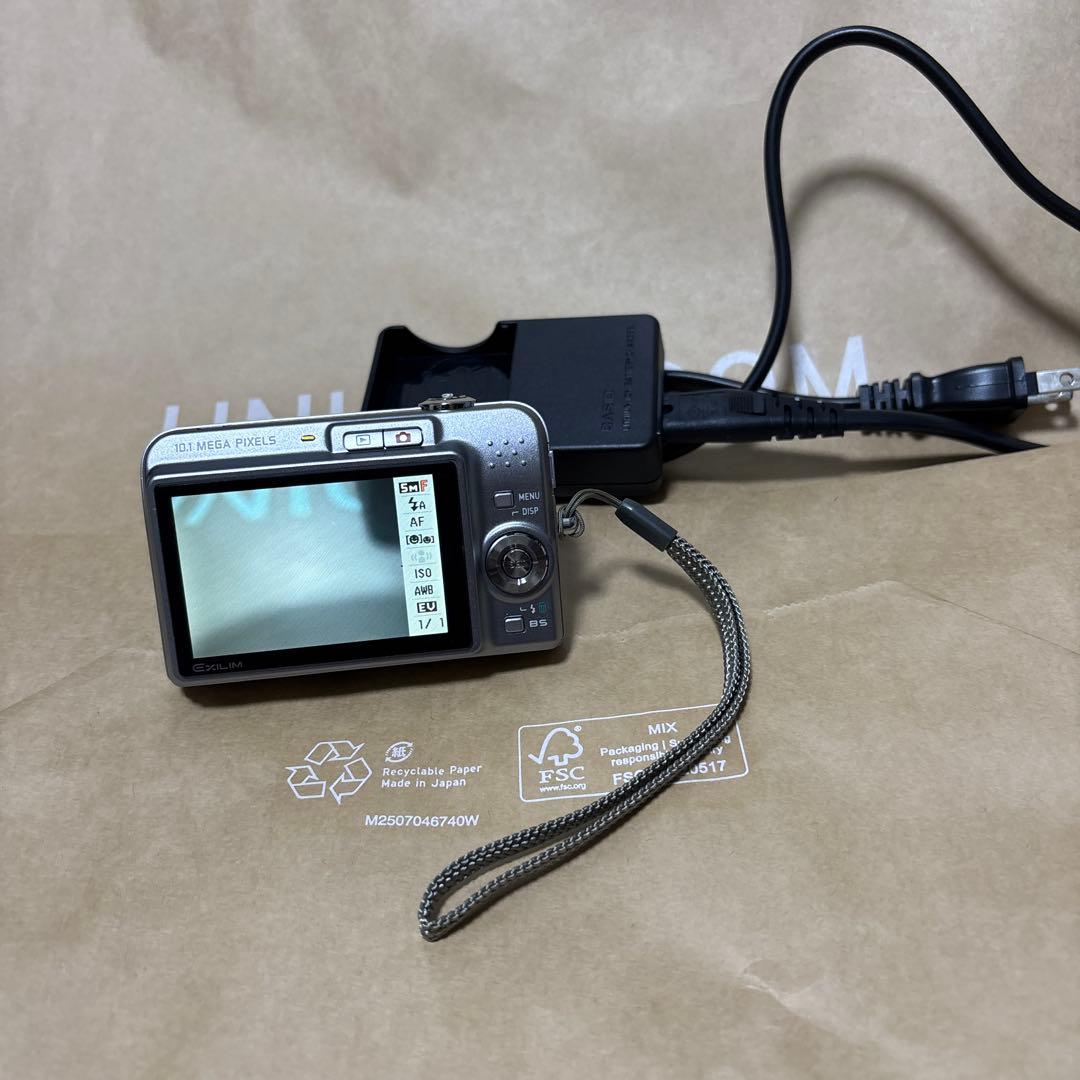 CASIO デジタルカメラEXILIMエクシリムex-z1018 グレーコンデジ CONTAX（コンタックス） カシオ CASIO デジタルカメラ EXILIM