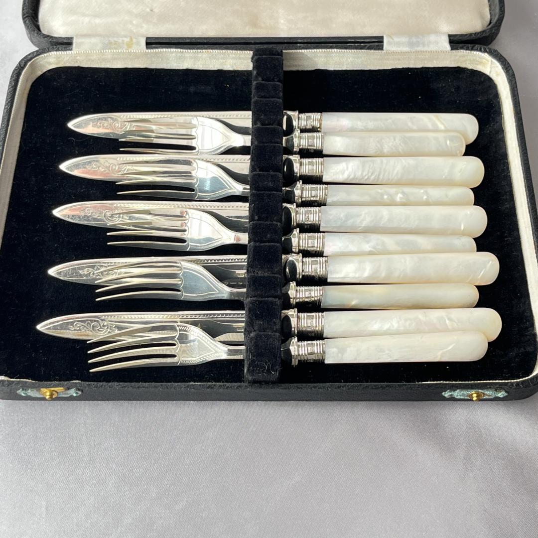 英国 】【白蝶貝 / 純銀継手】ビクトリアン デザートセット10本 1921年