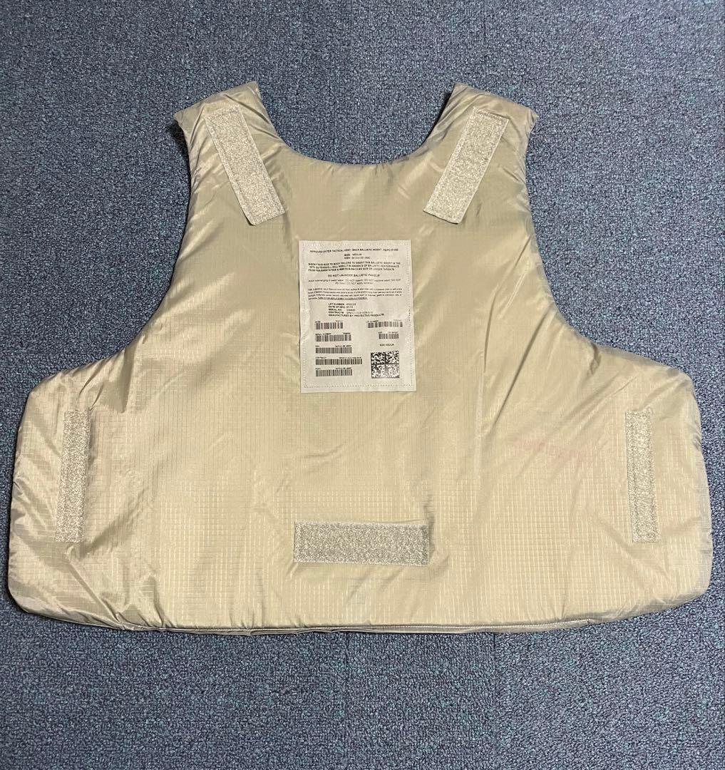 米軍実物 放出品 ソフトアーマー前後2枚セット Mサイズ - メルカリ