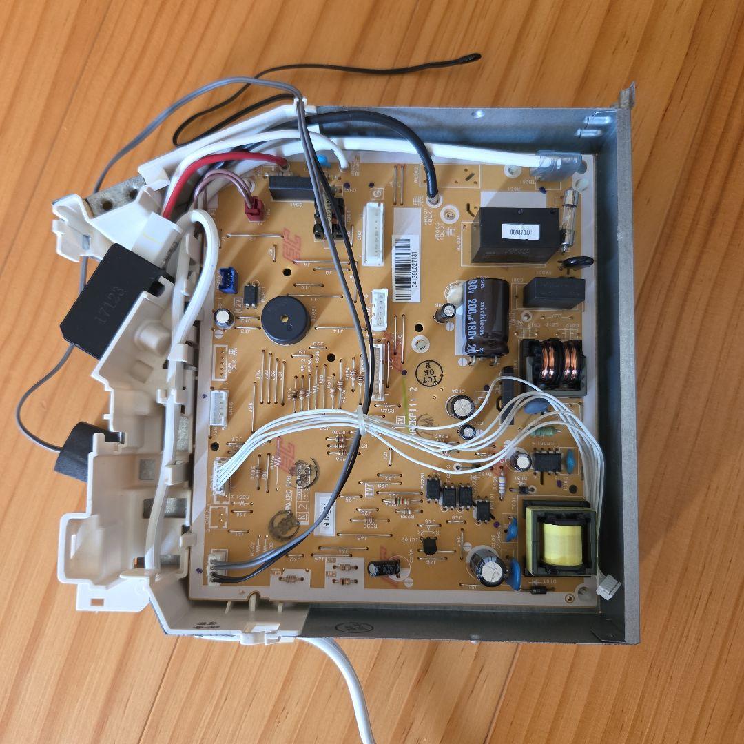日立ルームエアコン室内機基板 RAS-AJ25H - メルカリ