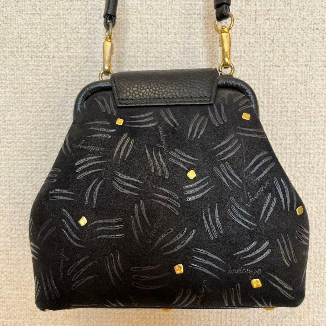 印傳屋 2wayショルダーバッグ 黒地に金 クラッチバッグ 和装にも 印伝