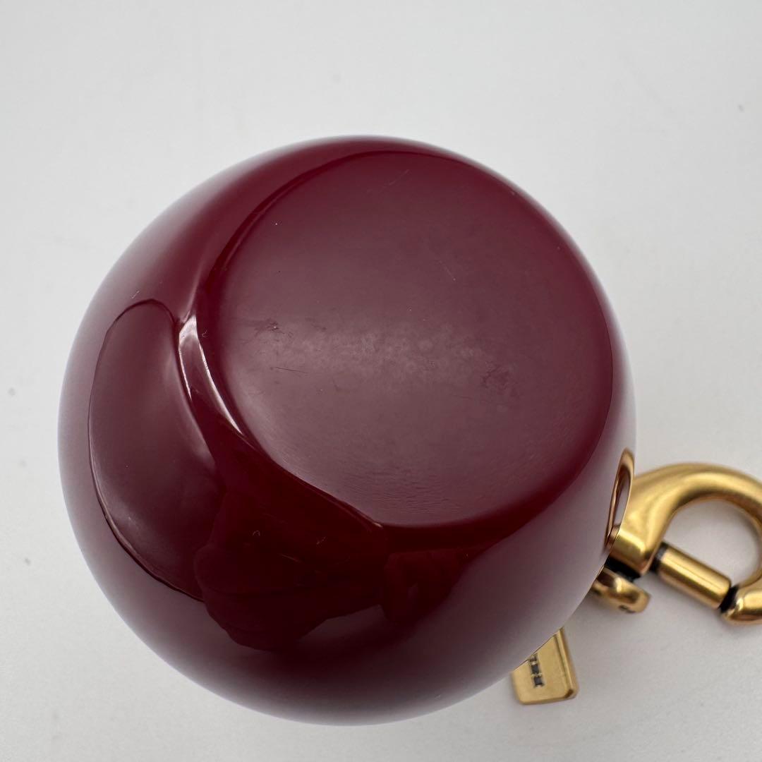 美品 希少】COACH コーチ アップルチャーム キーリング りんご - メルカリ