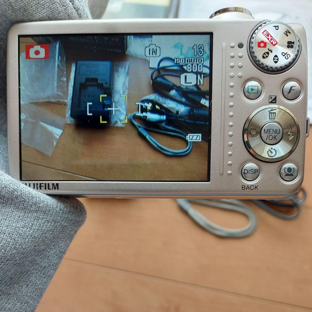 動作品】FUJIFILM FINEPIX F80EXR シルバー - メルカリ