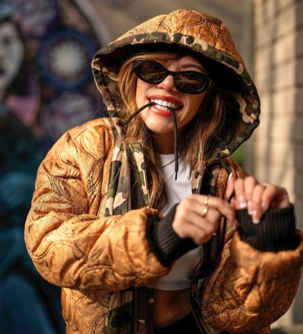 新品 ダービーオブサンフランシスコ300camo 新作ダービーJKTフーディー