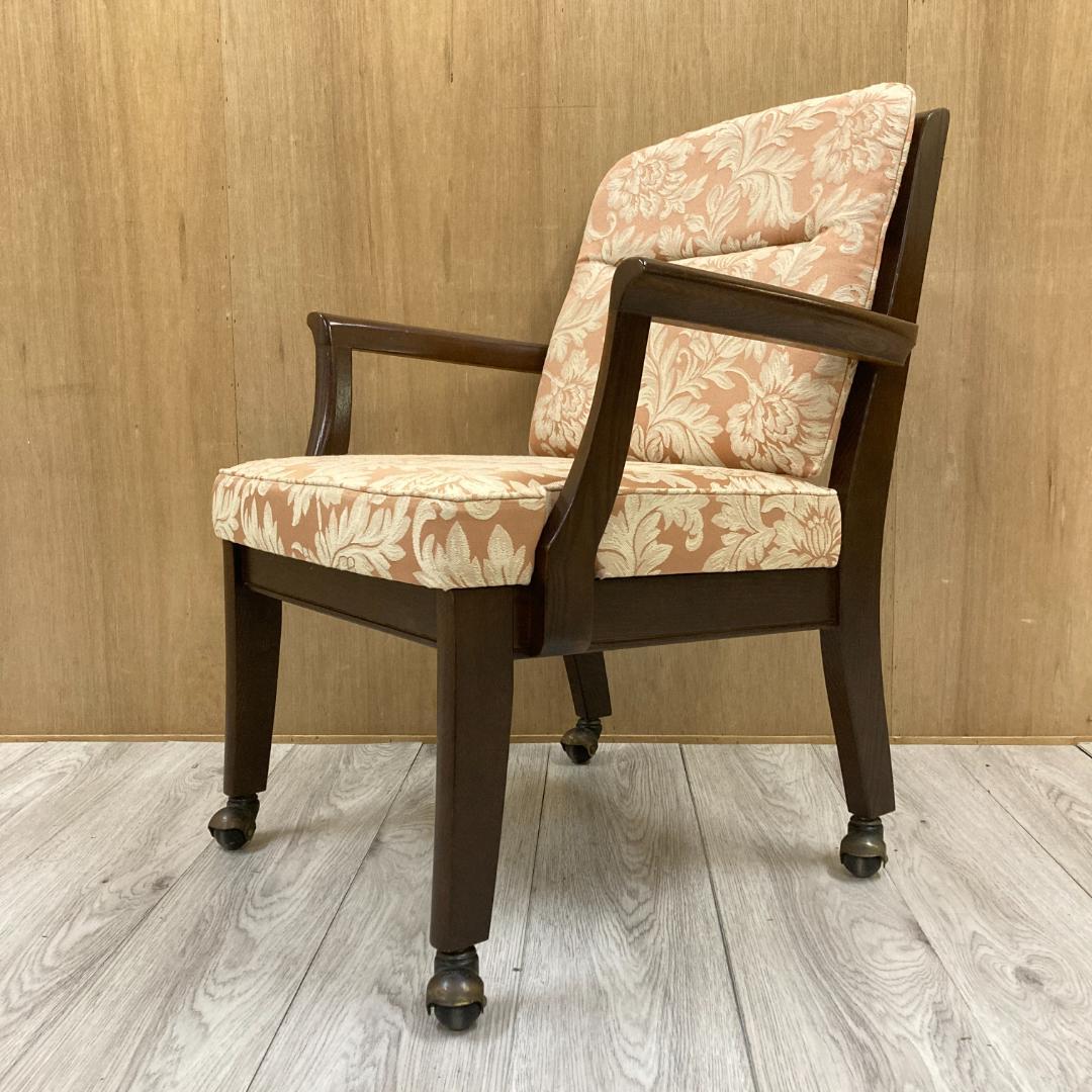 【飛騨産業】キツツキ　アームチェア　ダイニングチェア　キャスター付き A B 飛騨産業 キツツキマーク ウィンザーダイニングチェア ローバック