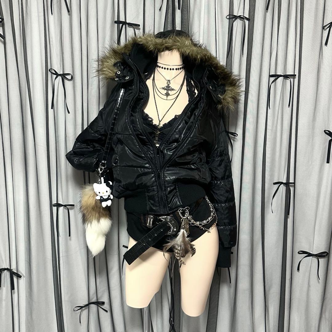 平成ギャル y2k 光沢 ファー付き ダウン パーカー 黒 グランジ お兄系