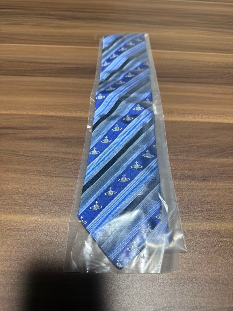 未使用】Vivienne Westwood ネクタイ タグ付きヴィヴィアン | Shop at