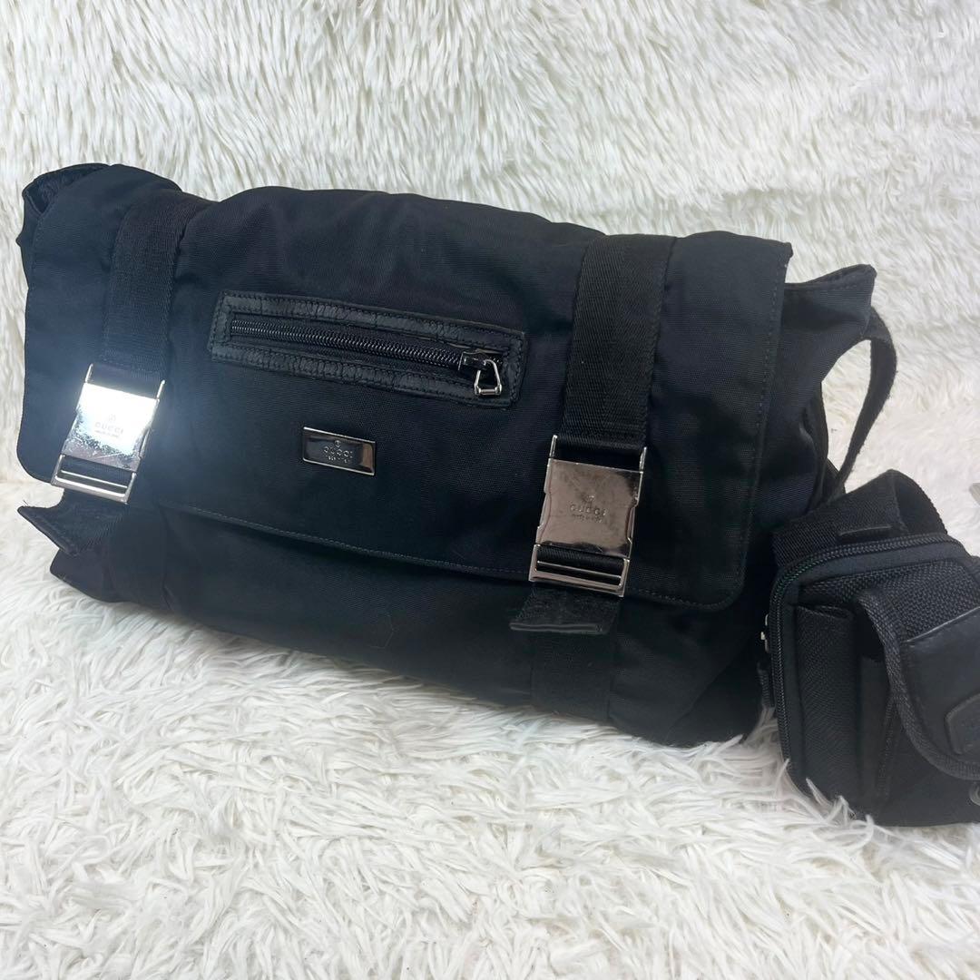 GUCCI グッチ ショルダーバッグ 斜め掛け 笹川友里さんの「グッチ」のショルダーバッグは斜め掛け | VERY