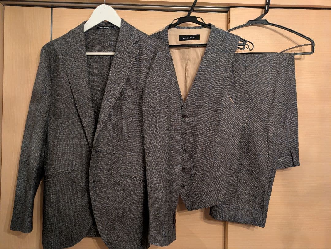 UNITED ARROWS イタリア製　スリーピーススーツ　グレーチェック44 MIYUKI TOPグレーシャドーグレンチェックスリーピーススーツ（スーツ