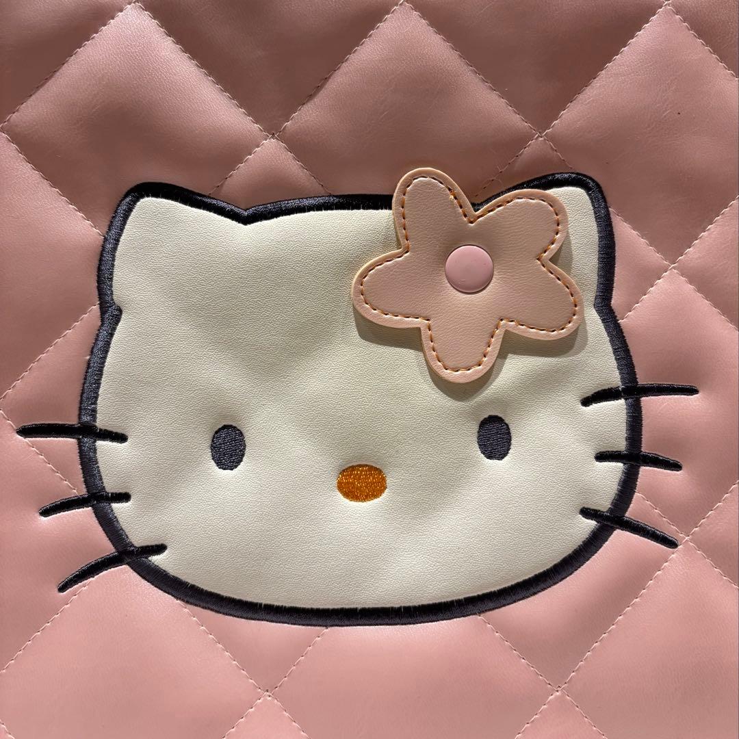 ハローキティ キルトスノーボードケース - メルカリ