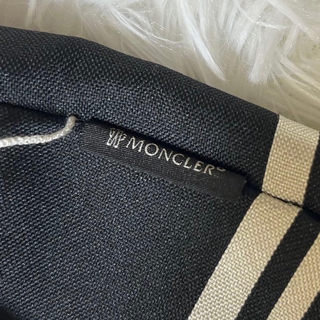 新品タグ付✨️モンクレール ショートパンツ ストライプ リボン 黒 白