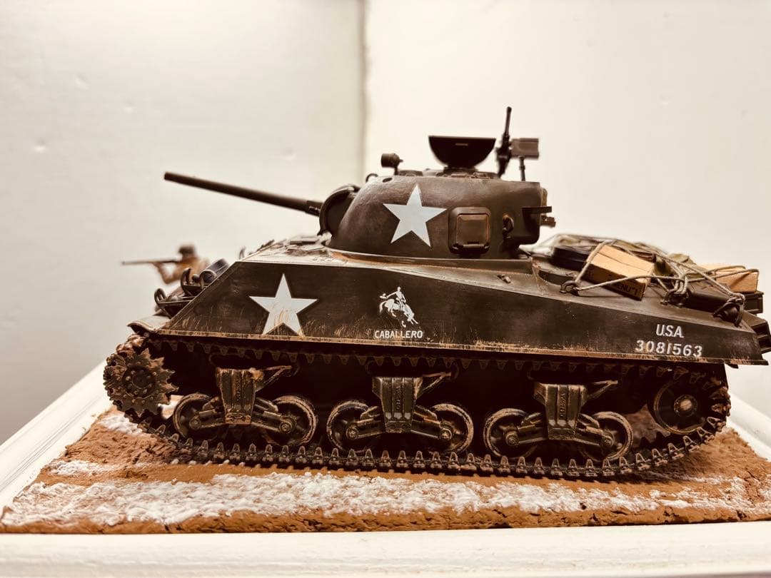 M4 A3シャーマン戦車 1/35 スケール ジオラマ - メルカリ