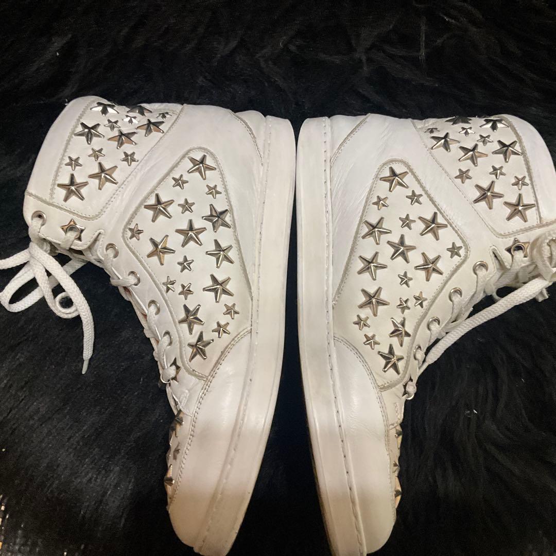 Jimmy Choo ホワイト スニーカー 星型スタッズ - メルカリ