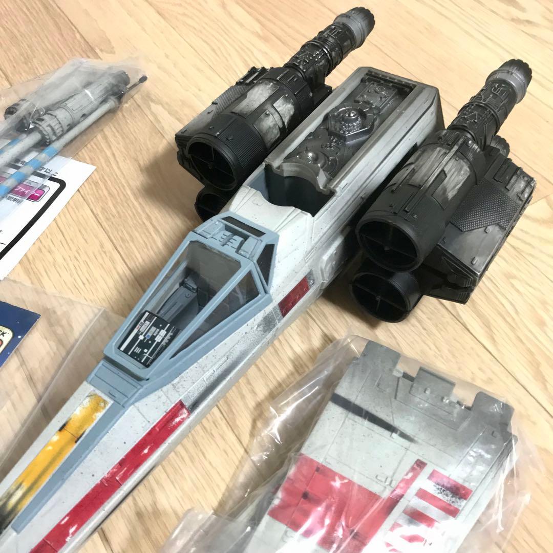 美品【トイザらス限定 】ハズブロ Xウィング・ファイター with R2-D2