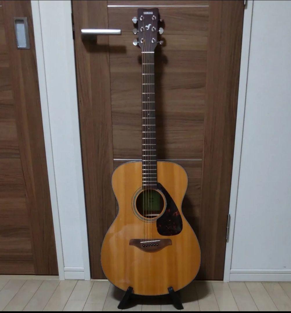 M【YAMAHA/ヤマハ】FS800 Yamaha FS800 Small Body Acoustic Guitar, Natural : Amazon.ca