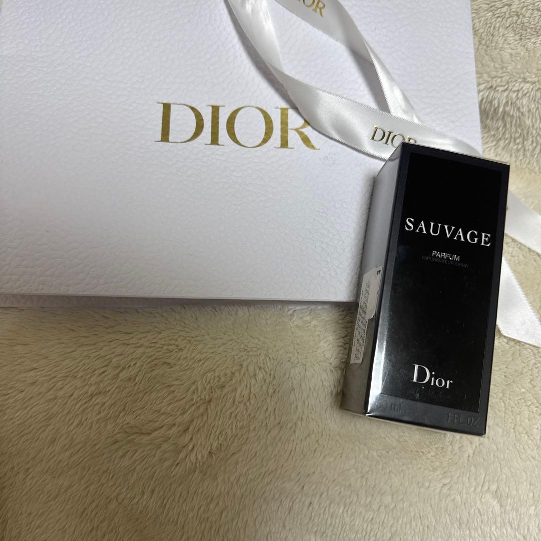 ソヴァージュ パルファン　30ml ディオール Dior SAUVAGE 香水 ソヴァージュ パルファン / ディオール(香水, 香水・ヘアフレグランス