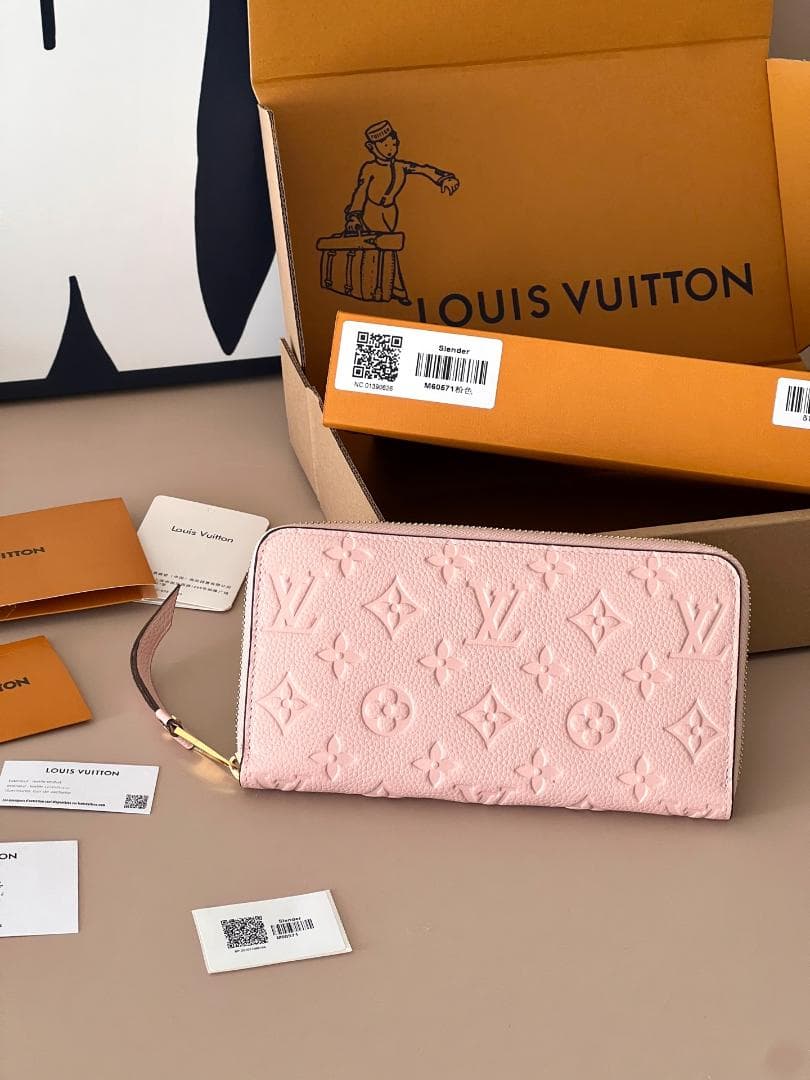 Louis Vuitton ピンク レザー 長財布 - メルカリ