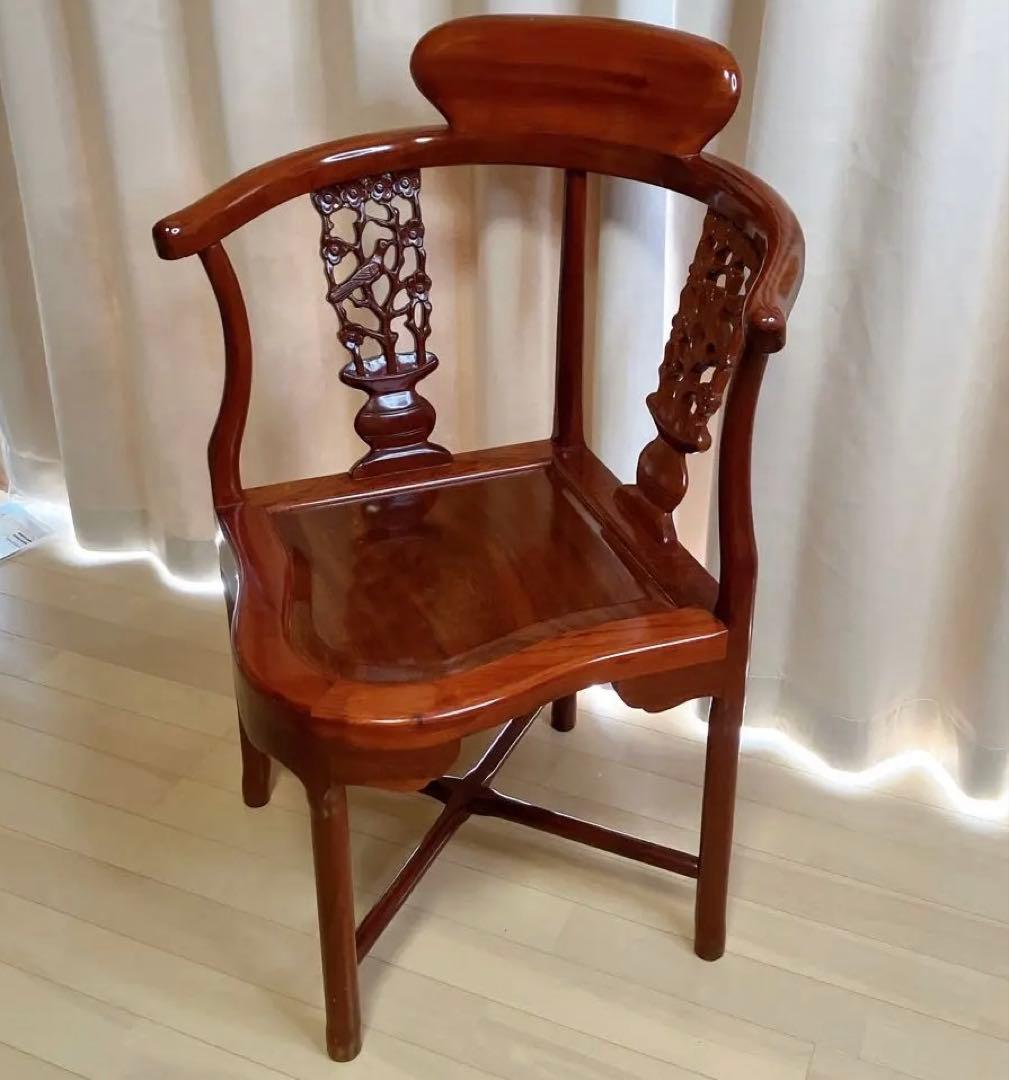 専用】　　　　　　【ビンテージ】唐木調 透かし彫り アームチェア 無垢材 ビンテージ】唐木調 透かし彫り アームチェア 無垢材 中国家具 2026年