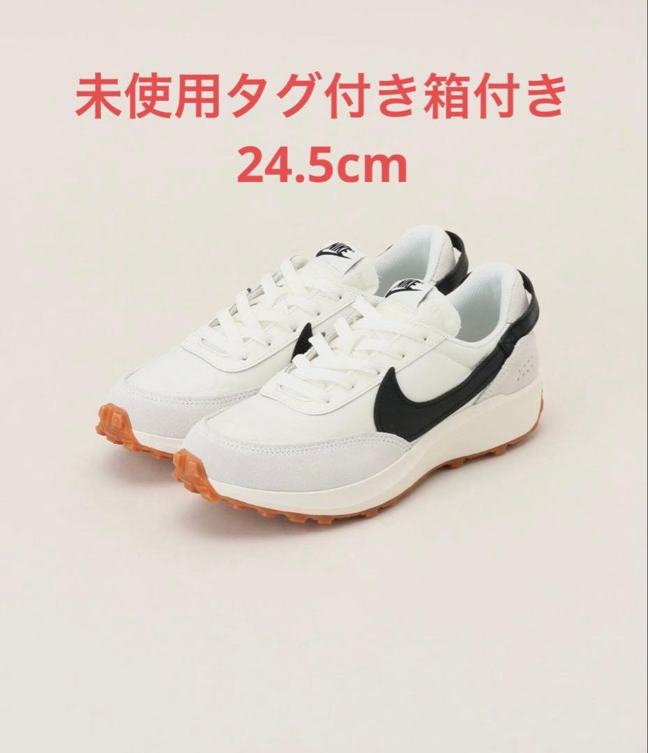 Nike ホワイト/ブラック スニーカー　ウィメンズワッフルデビュー ナイキ NIKE ワッフル デビュー スニーカー レディース 厚底 WMNS