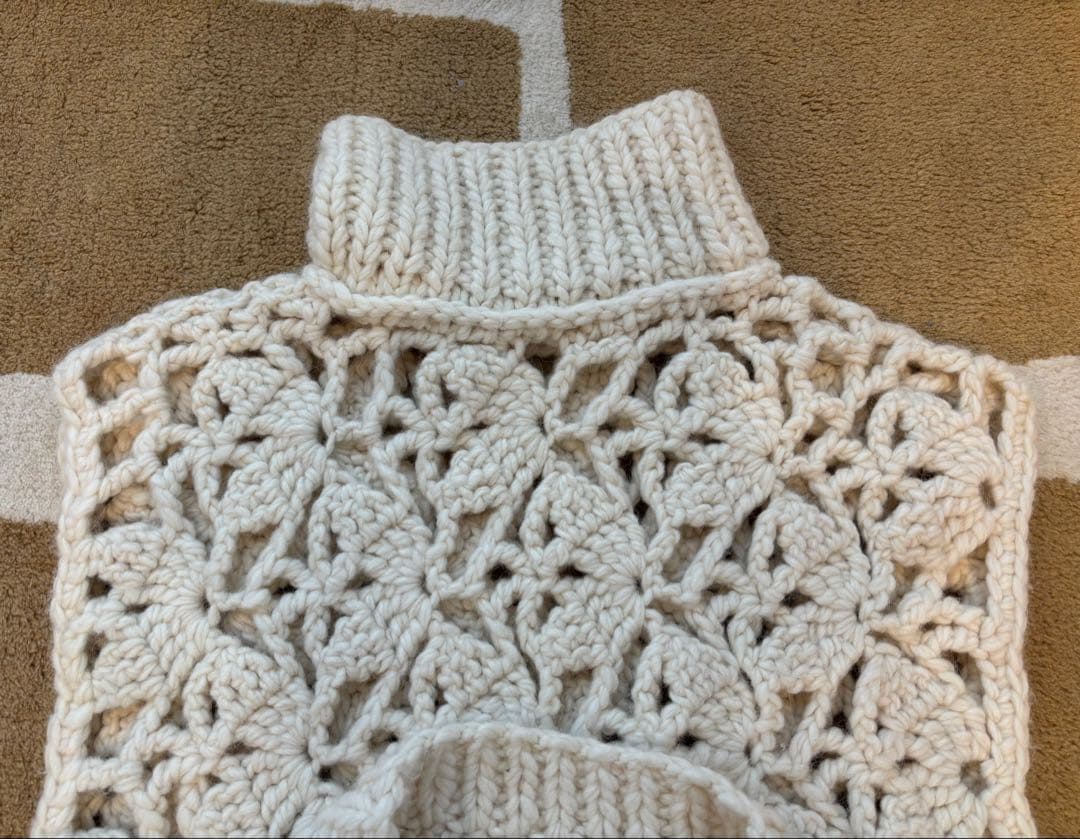 《新品タグ付》TOMORROWLAND（トゥモローランド）白ニット編みベスト