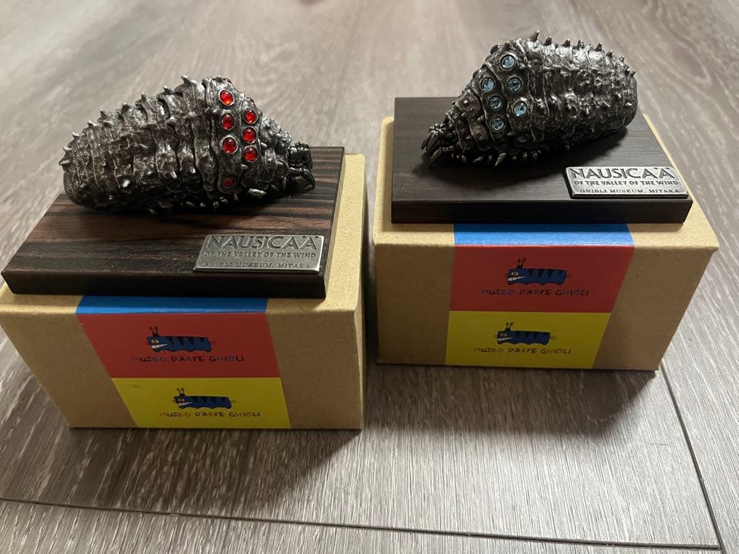 ジブリ美術館 ナウシカ 王蟲フィギュア 青眼 赤眼 2点 オリジナル 三鷹