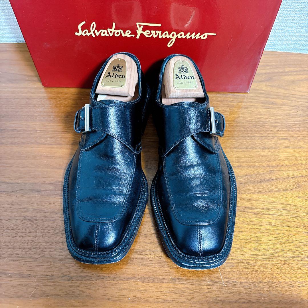 Salvatore Ferragamo SHINE モンクストラップ レザー 黒