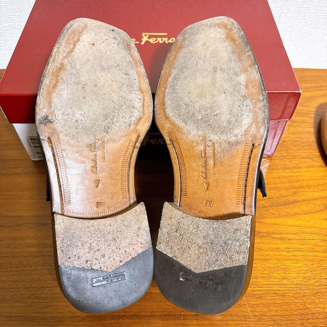 Salvatore Ferragamo SHINE モンクストラップ レザー 黒