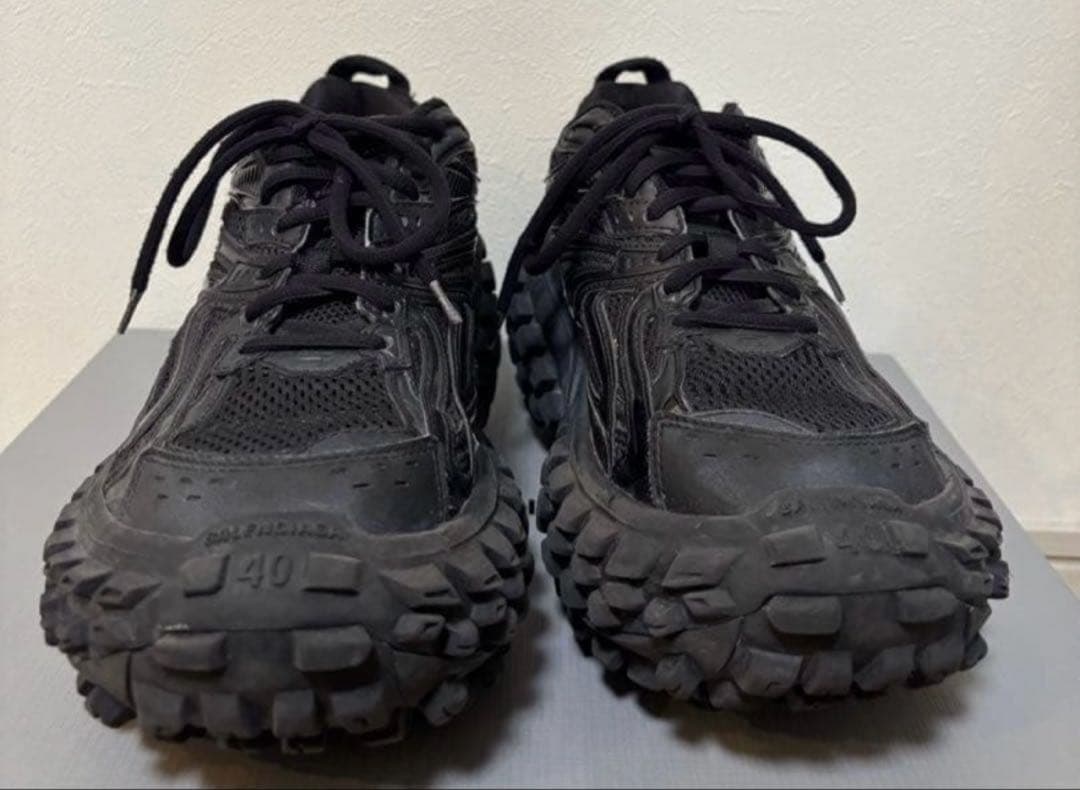 デムナ期BALENCIAGA bouncer 40 バウンサー ディフェンダー - メルカリ