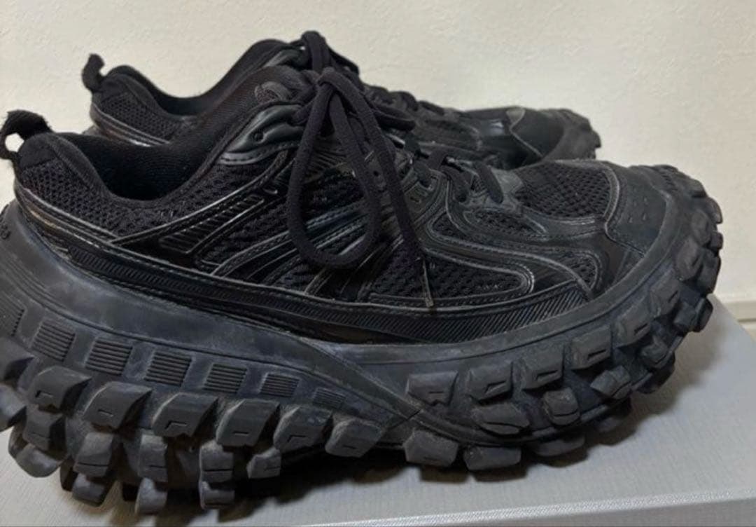 デムナ期BALENCIAGA bouncer 40 バウンサー ディフェンダー - メルカリ