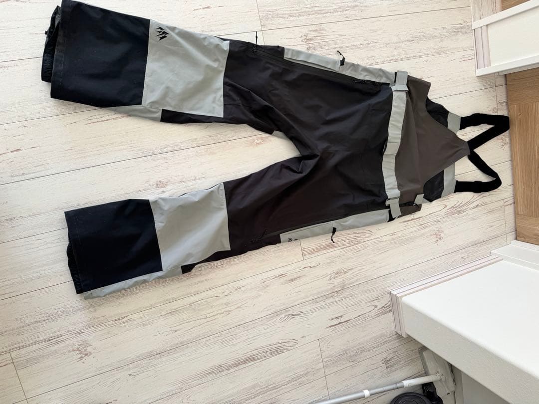 JONES MTN Surf JacketとBIBS 上下セット 【Lサイズ】